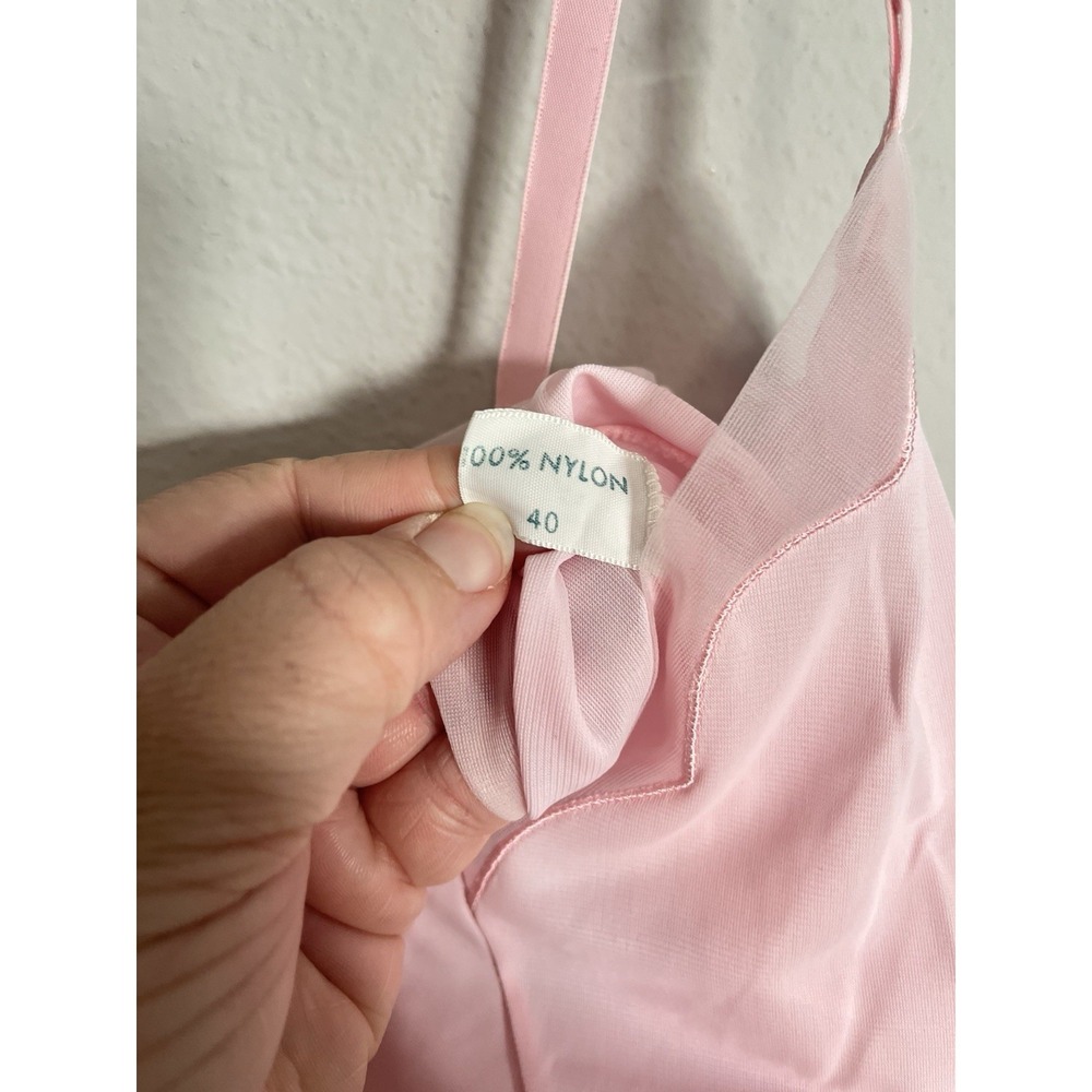 Vintage Kayser Short Full Slip Women's Size 40 100% Nylon Pink Scallop Trim - Picture 4 of 8